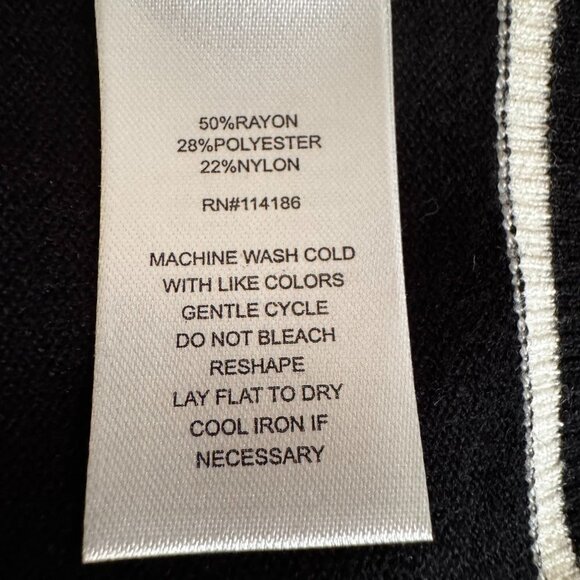 NWT Women's Retrology Pullover Sweater - 1X - Picture 6 of 6